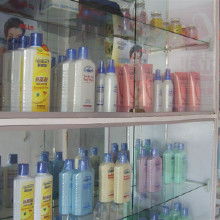 日用百貨批發(fā)市場分析 價(jià)格、渠道與廠家選擇指南